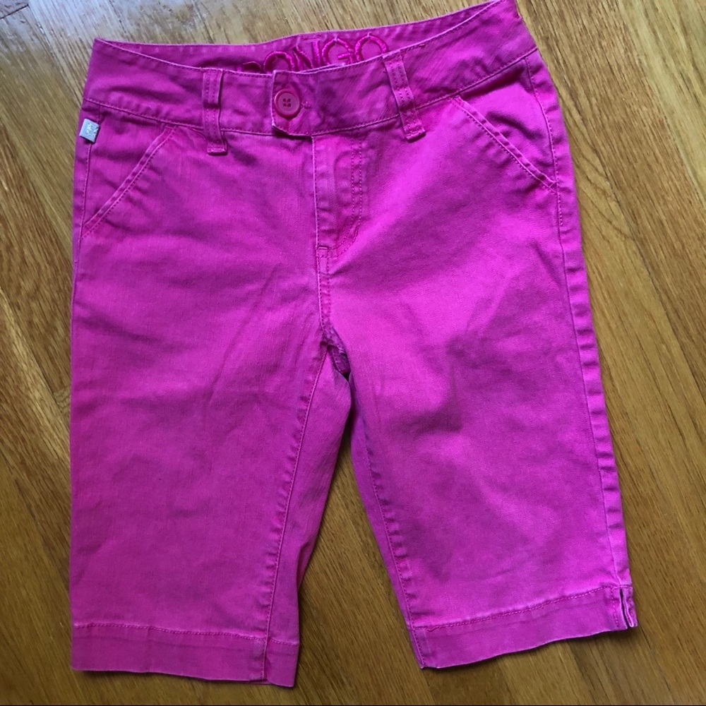 Girls Bongo Capri fuchsia short